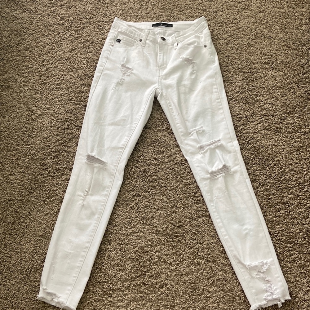 White ripped skinny jeans
